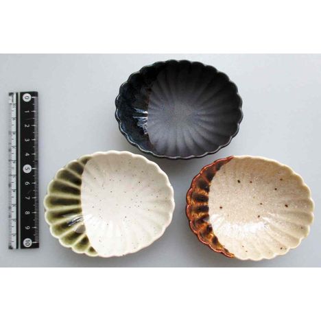 菊型楕円小皿